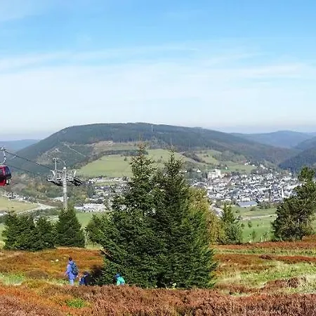 فندق Sauerland-hotel Essentho