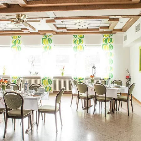 Sauerland-hotel فندق Essentho