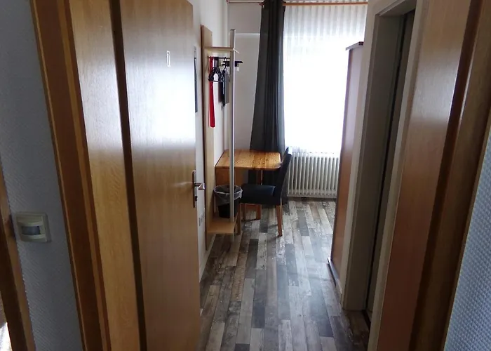 Sauerland-hotel Отель Essentho