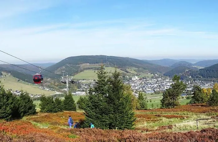 Отель Sauerland-hotel Essentho