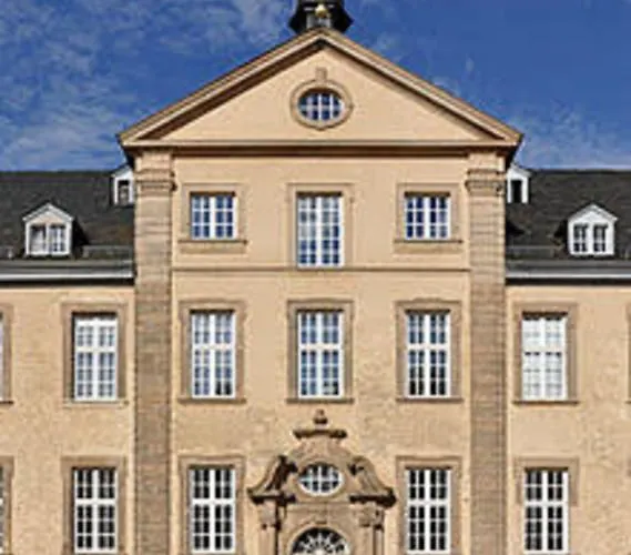 Sauerland-hotel Отель 3*